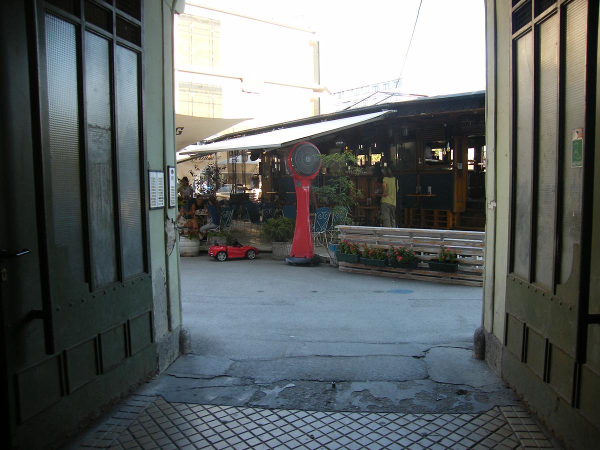 Hostel Nomad Novi Sad Exterior photo